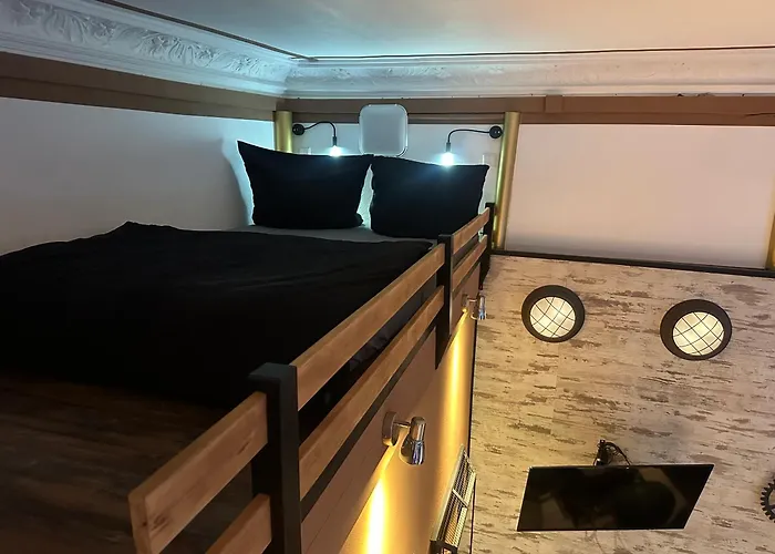 Einzigartige Ferienwohnung Bunt Wie Berlin
